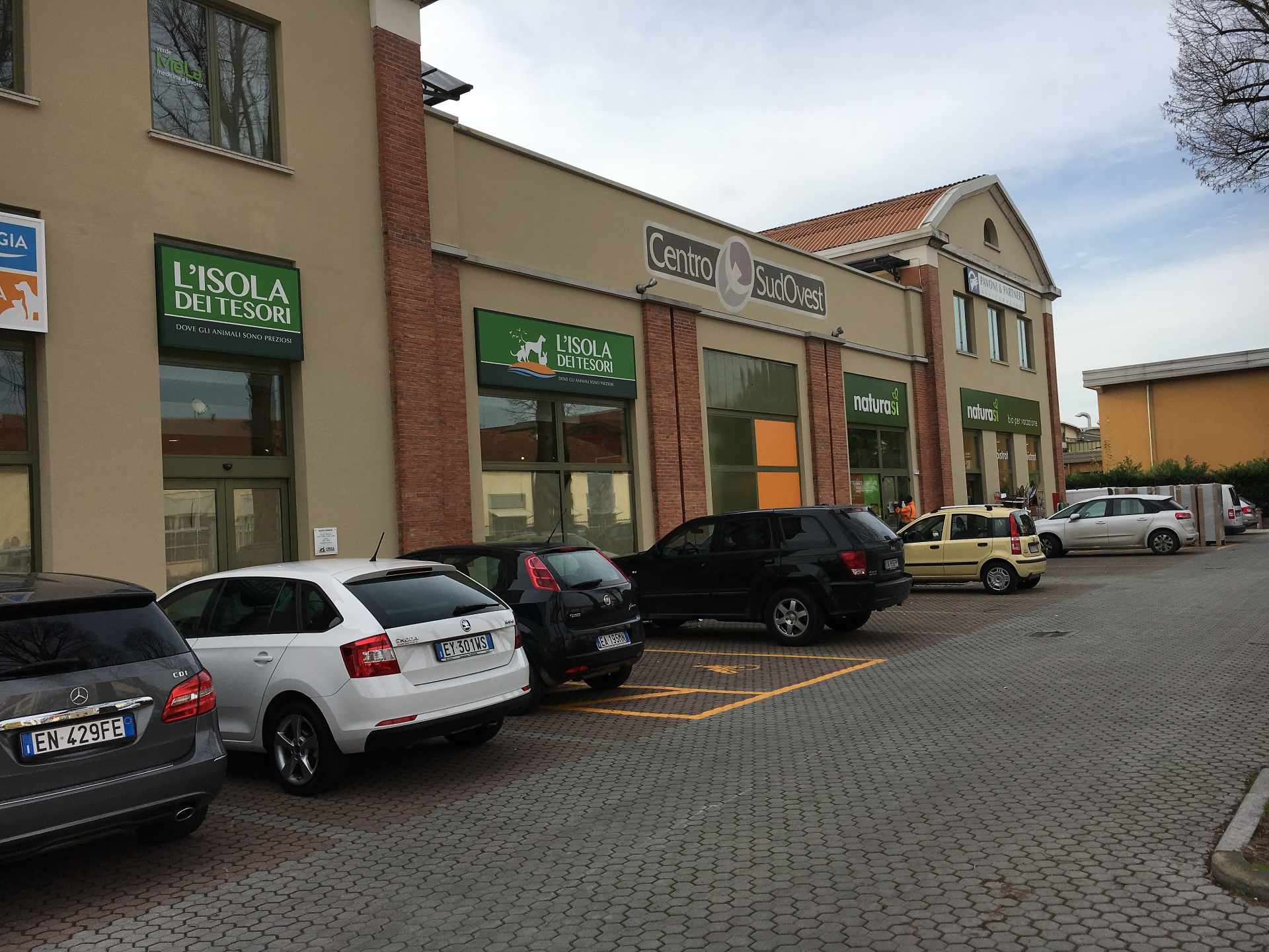 Spazio Commerciale Mantova - Zona Belfiore